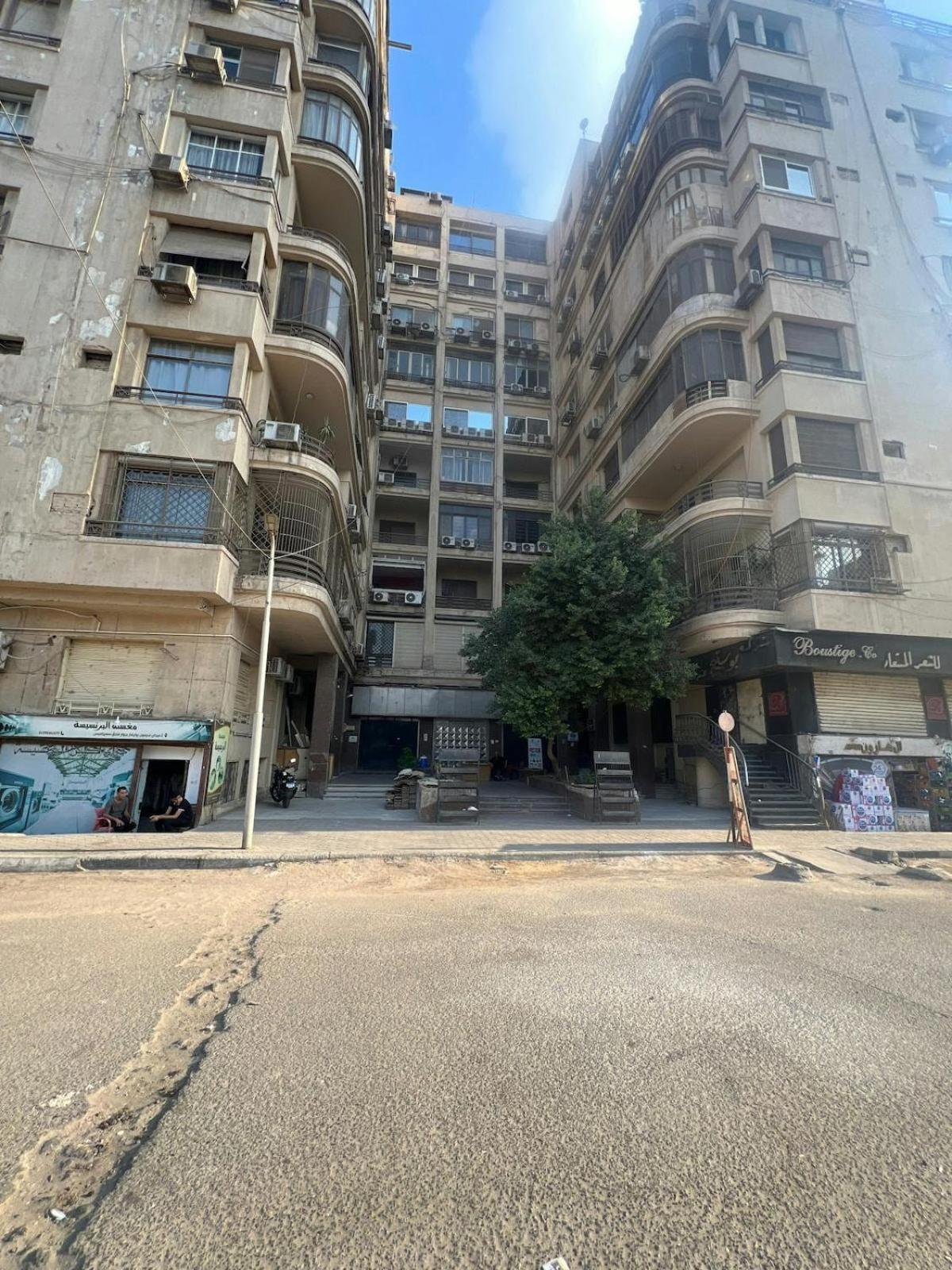 Arabian Downtown In Tahrir Beside Us Embassy Auc Апартаменти *